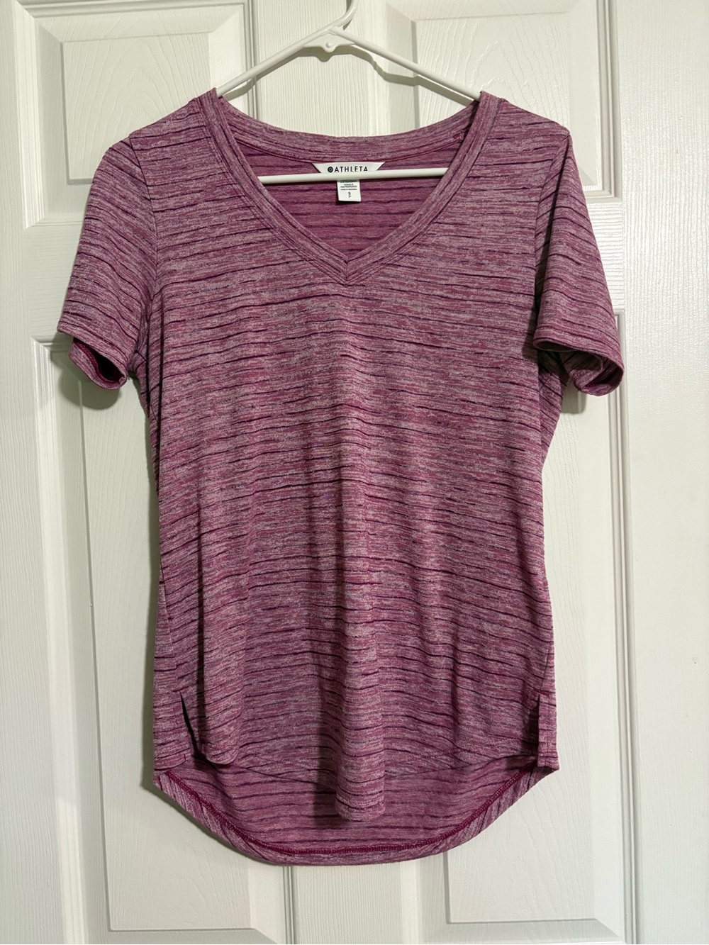 Athleta Stripe Breezy Tee Scoop V-Neck Womens Small Petite Bashful Rose‎